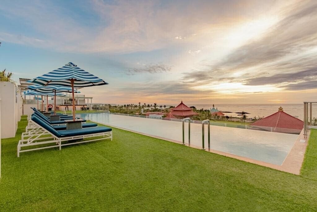 Картинка Holiday Inn Express Baruna Bali, An IHG Hotel 4*