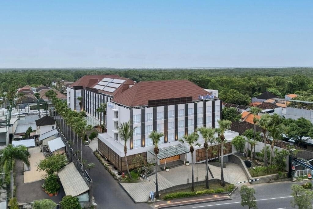 Fairfield by Marriott Bali Kuta Ngurah Rai 4* қонақ үйі