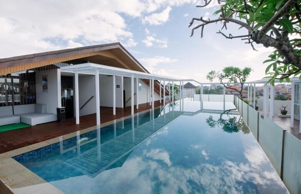 Фотография Best Western Kuta Beach 3*