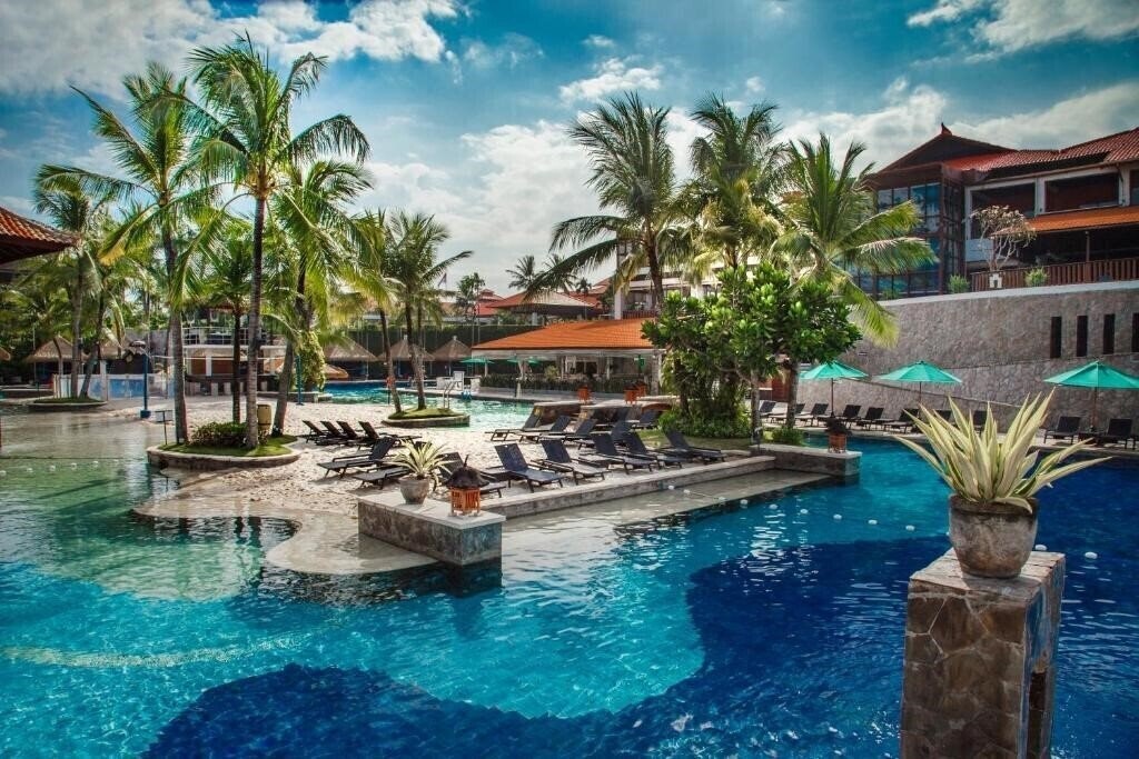 Отель Hard Rock Hotel Bali 4*