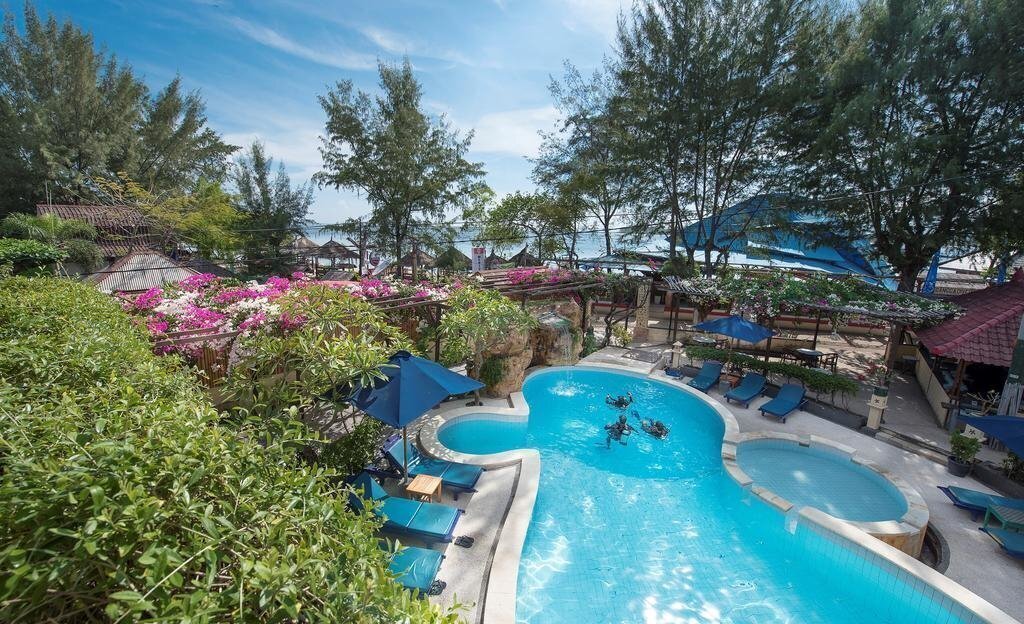 Villa Almarik 4* суреті