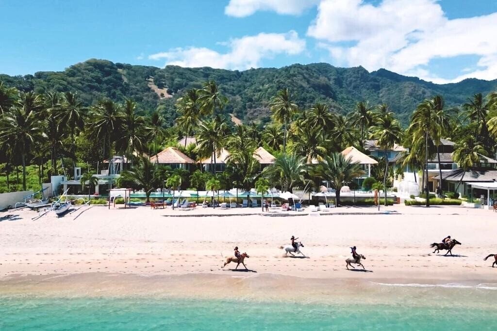 Seven Secrets Resort By Hanging Gardens 5* суреті