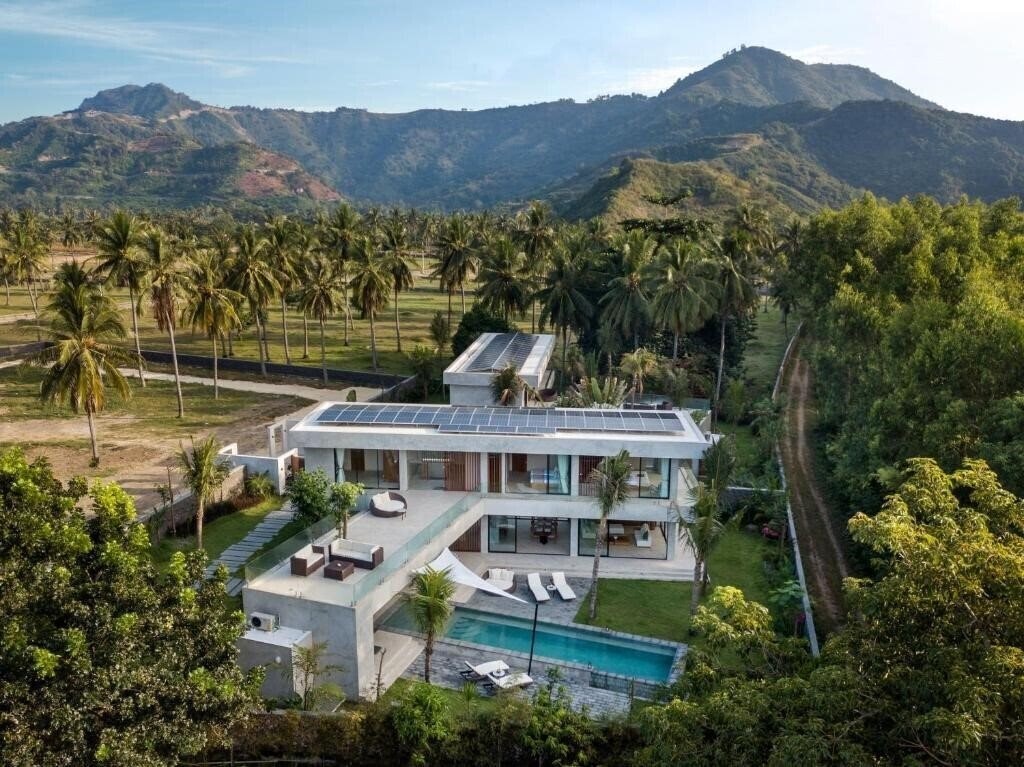 Фото Villa K Selong Belanak 3*