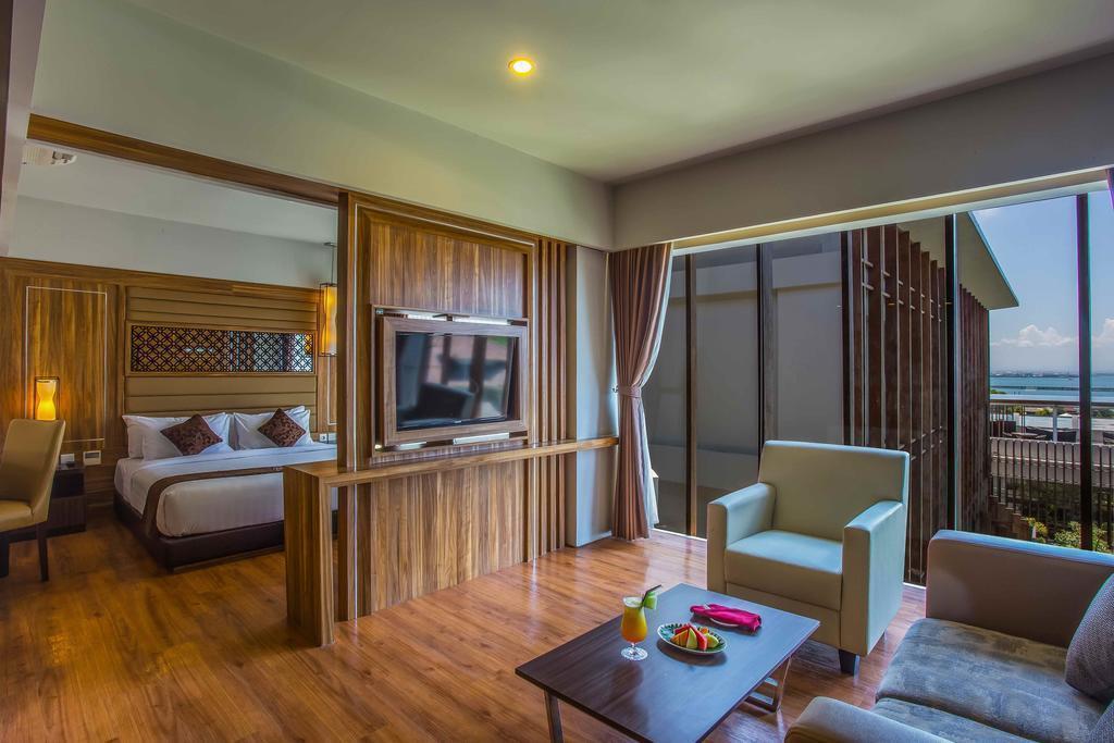 The Lerina Hotel Nusa Dua 3* фотосуреті