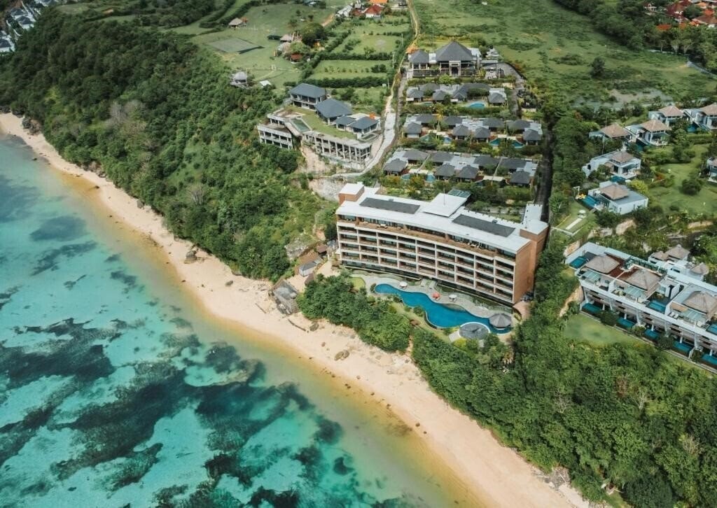 Ulu Segara Luxury Suites & Villas 5* қонақ үйі