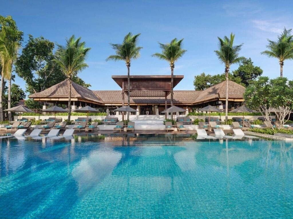 Отель Novotel Benoa Bali 4*