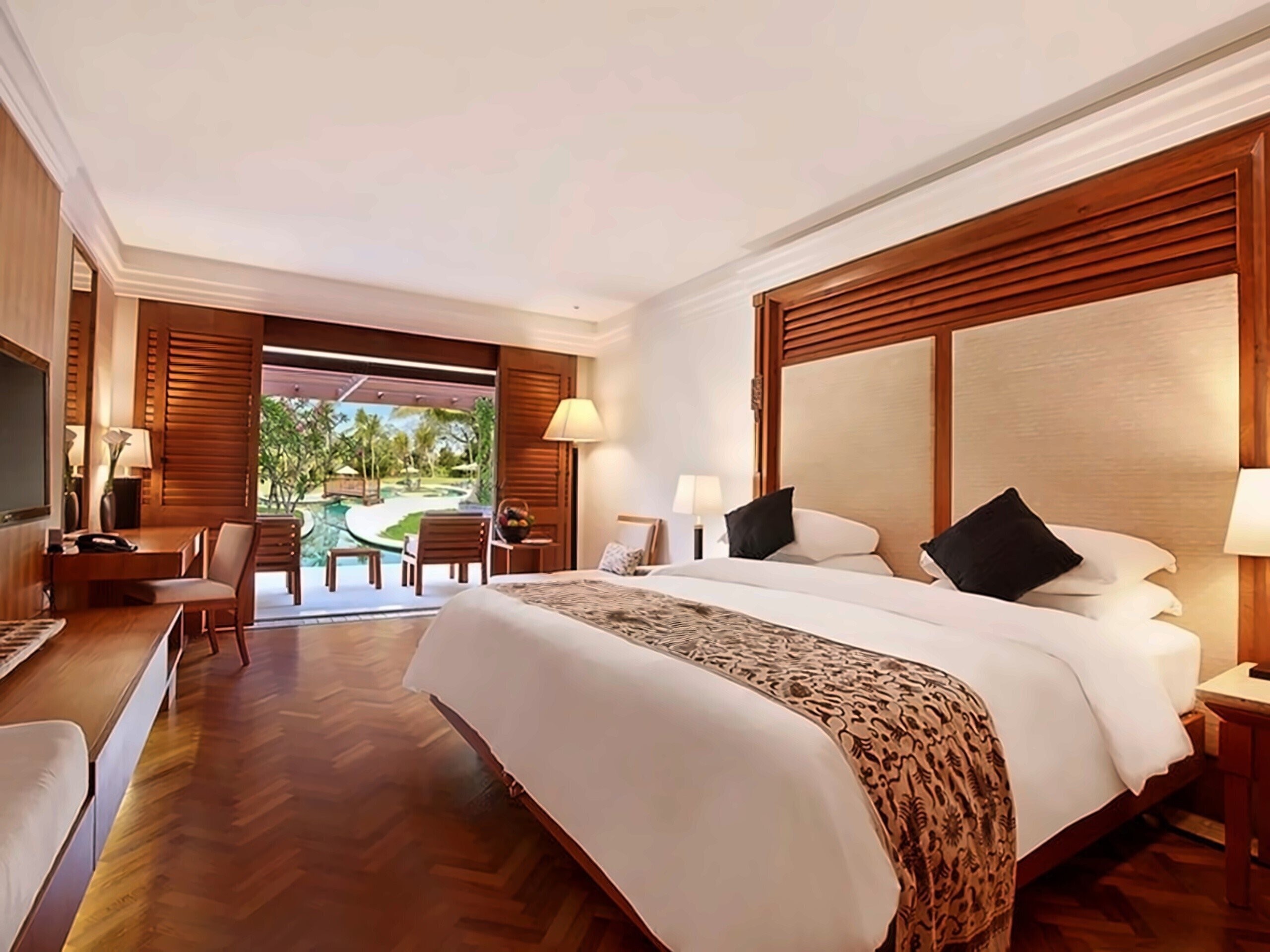 Nusa Dua Beach Hotel & SPA 5* суреті