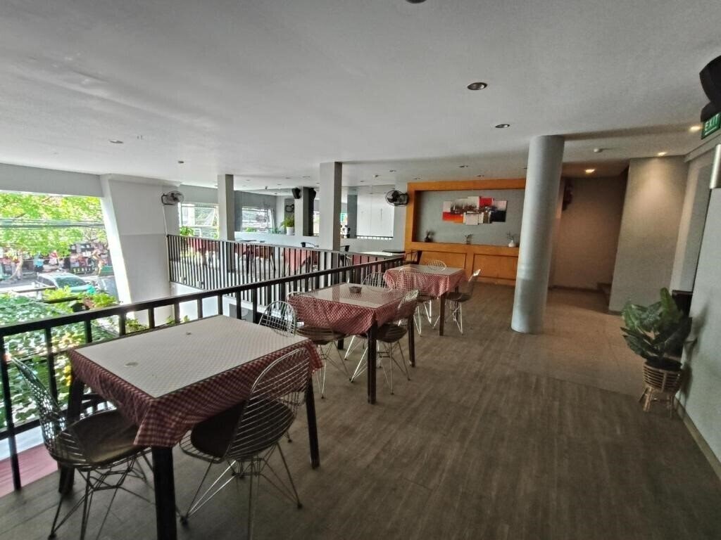 Loft Legian Hotel 2* суреті