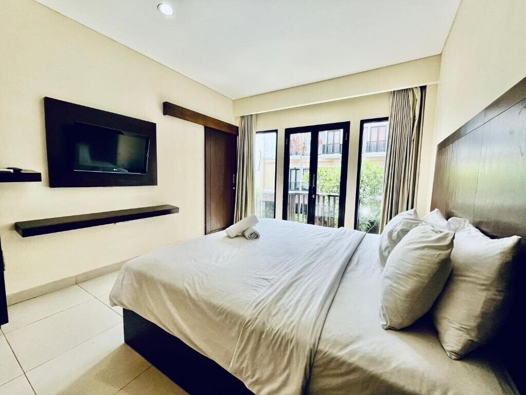 Suris Boutique Hotel 3* суреті