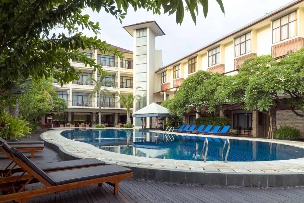 Best Western Resort Kuta 4* суреті