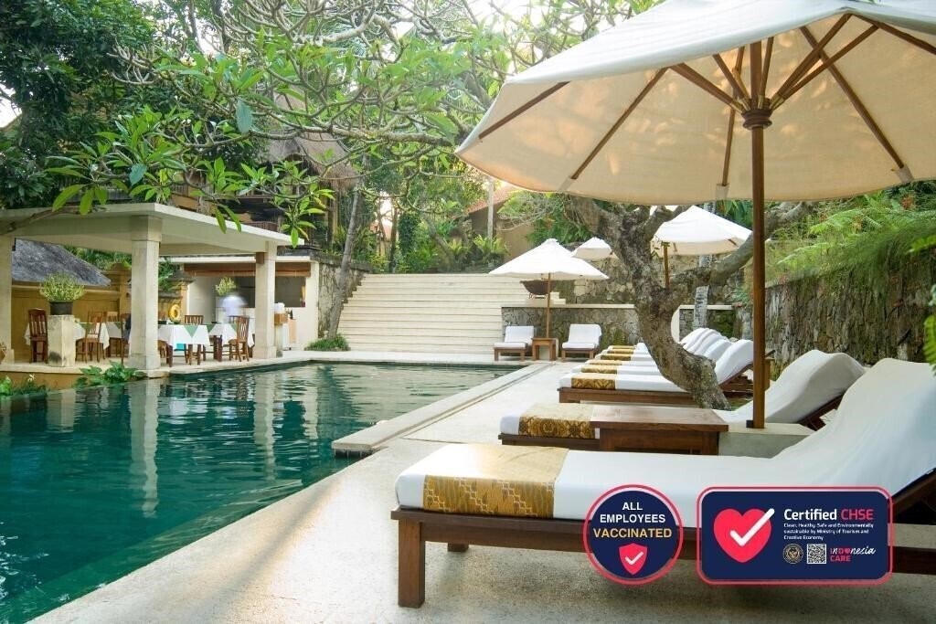 Отель Komaneka At Monkey Forest 5*