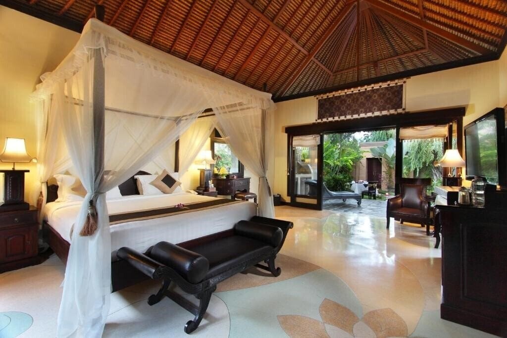 Фото Furama Villas & SPA 4*