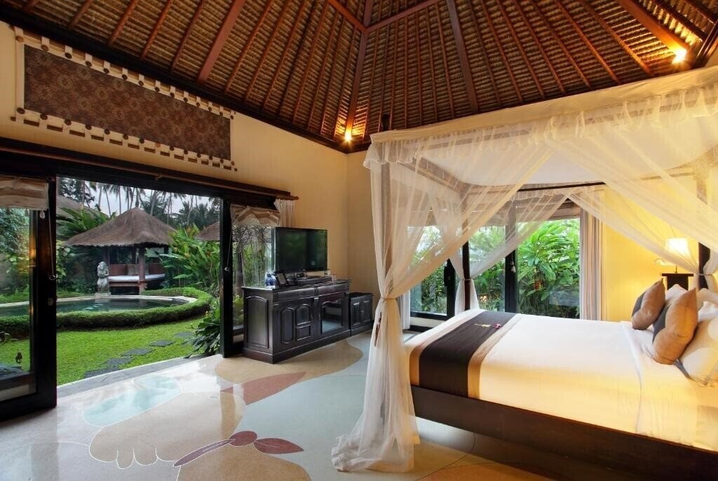 Картинка Furama Villas & SPA 4*