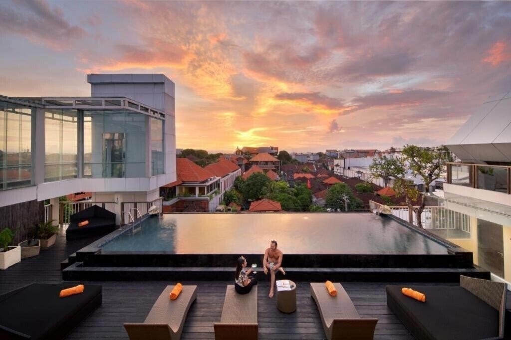 Отель Fashion Legian Hotel 4*