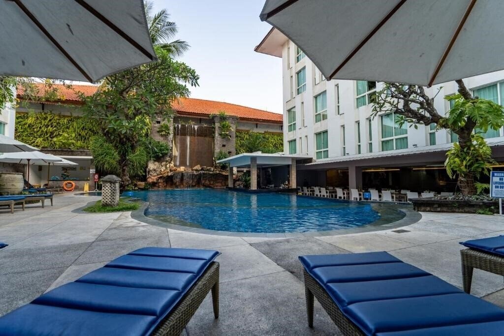 Bintang Kuta Hotel 4* суреті