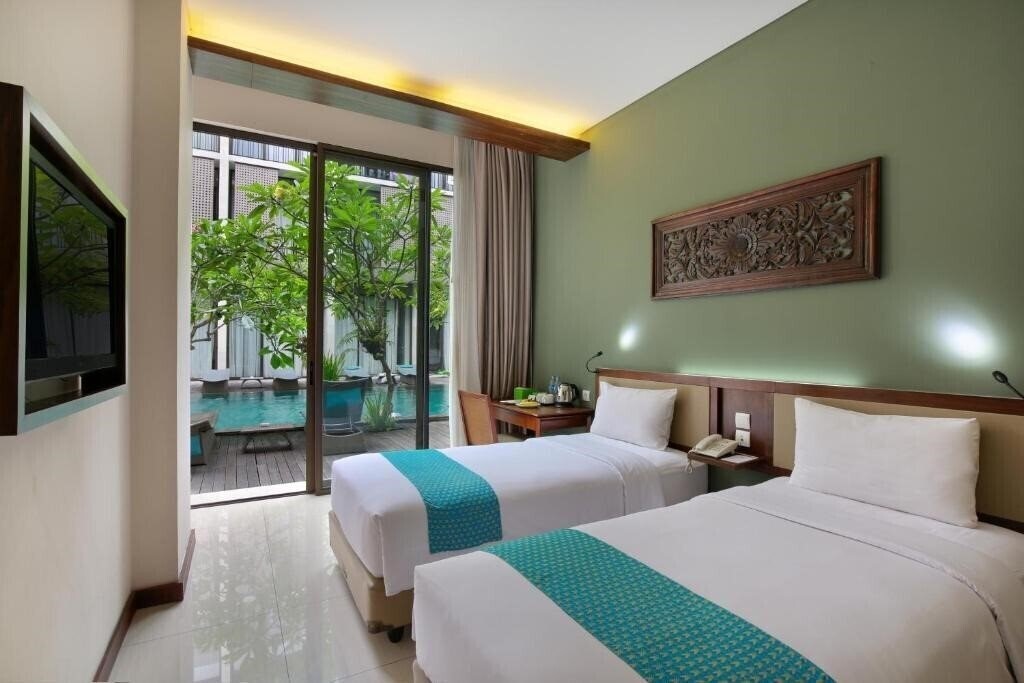Фото Hotel Terrace At Kuta 3*