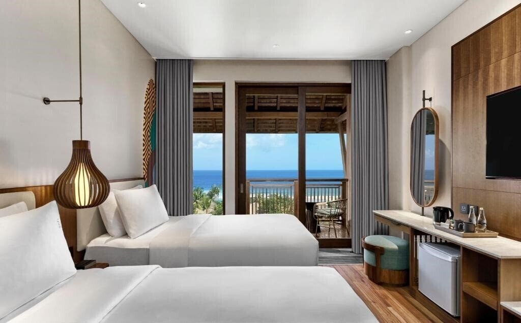 Фото Holiday Inn Resort Bali Canggu, An IHG Hotel 5*