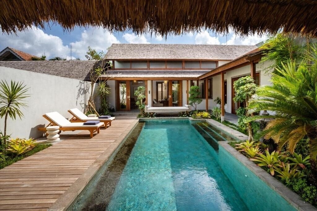 Фото Bumbak Park Villas by Nakula 4*
