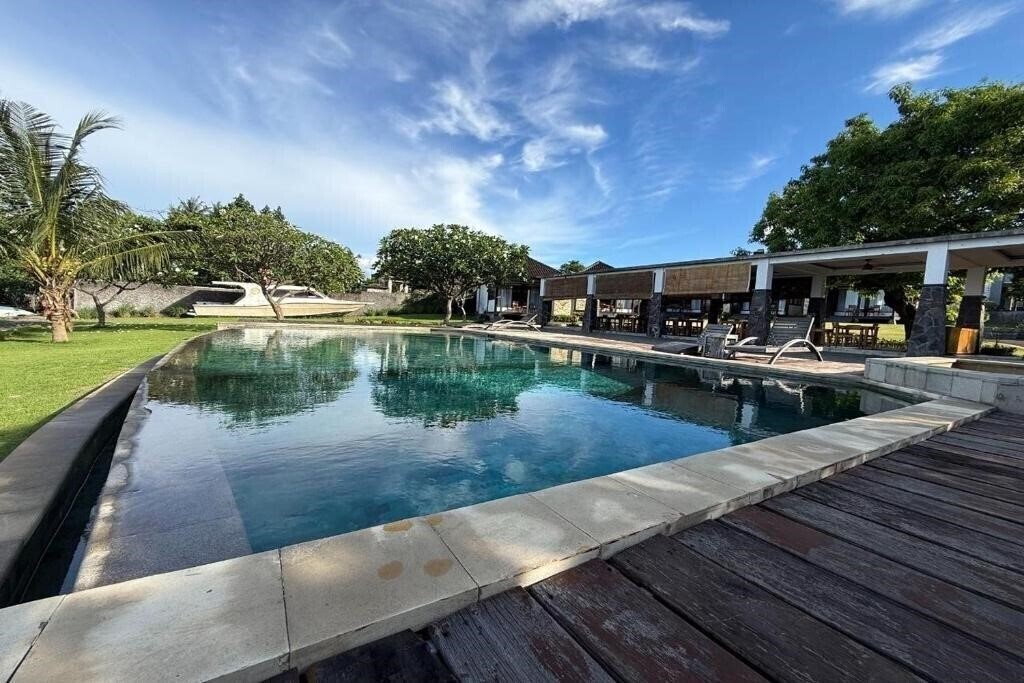 Фотография Hi Blue Bali Melasti Resort by Zuzu 2*