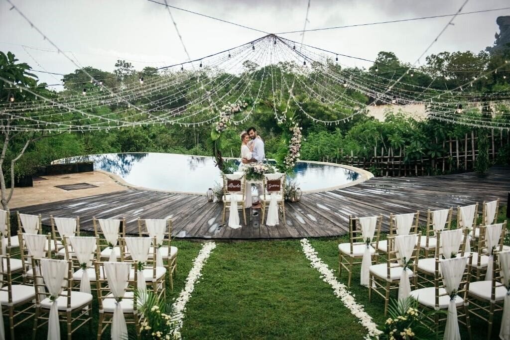 Фото The Kirana Ungasan 4*