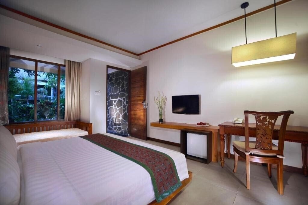 Картинка Aston Sunset Beach Resort - Gili Trawangan 4*