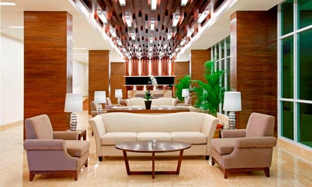 Картинка Hotel Santika Cikarang 3*