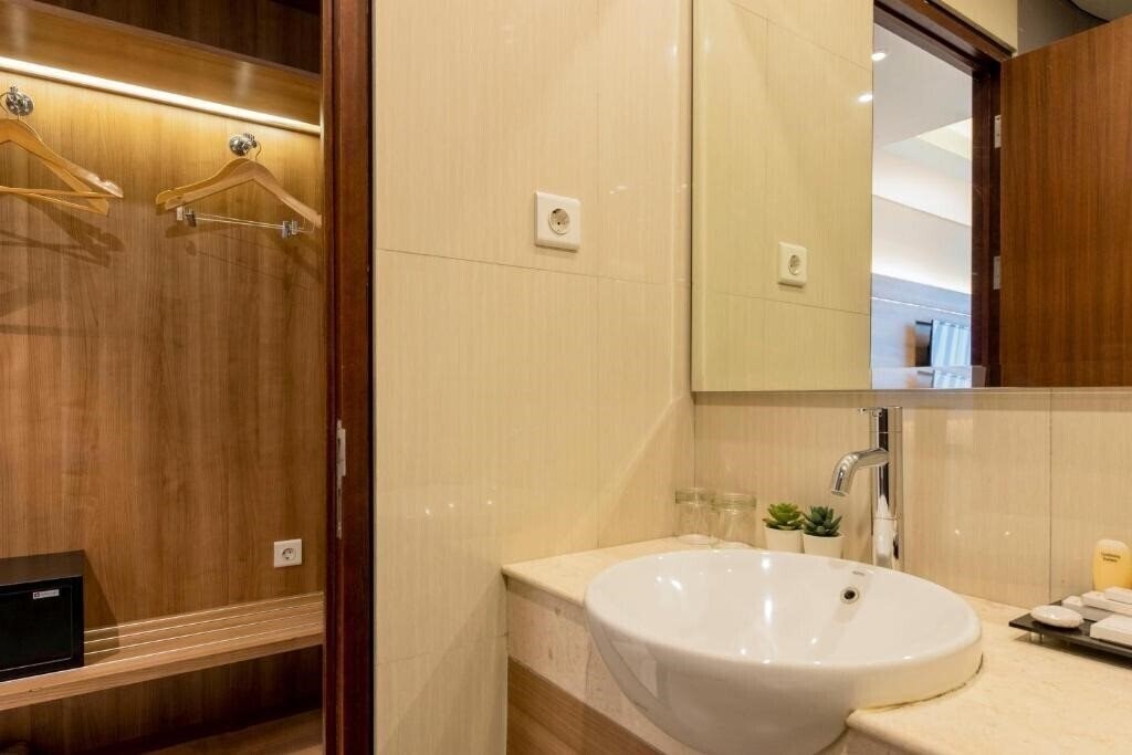 Картинка Sunerra Antero Jababeka 3*