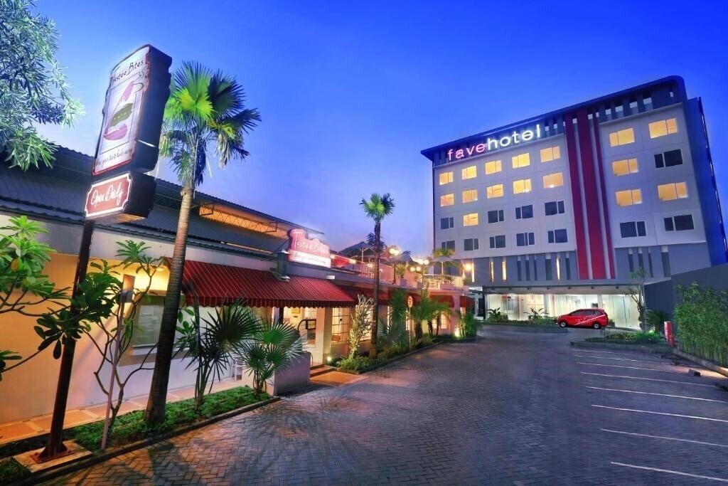 Фотография Favehotel Sudirman Bojonegoro 3*