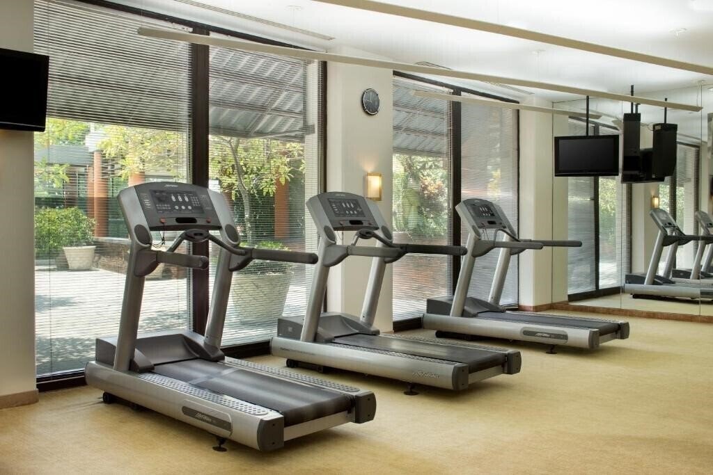 Bumi Surabaya City Resort 5* суреті