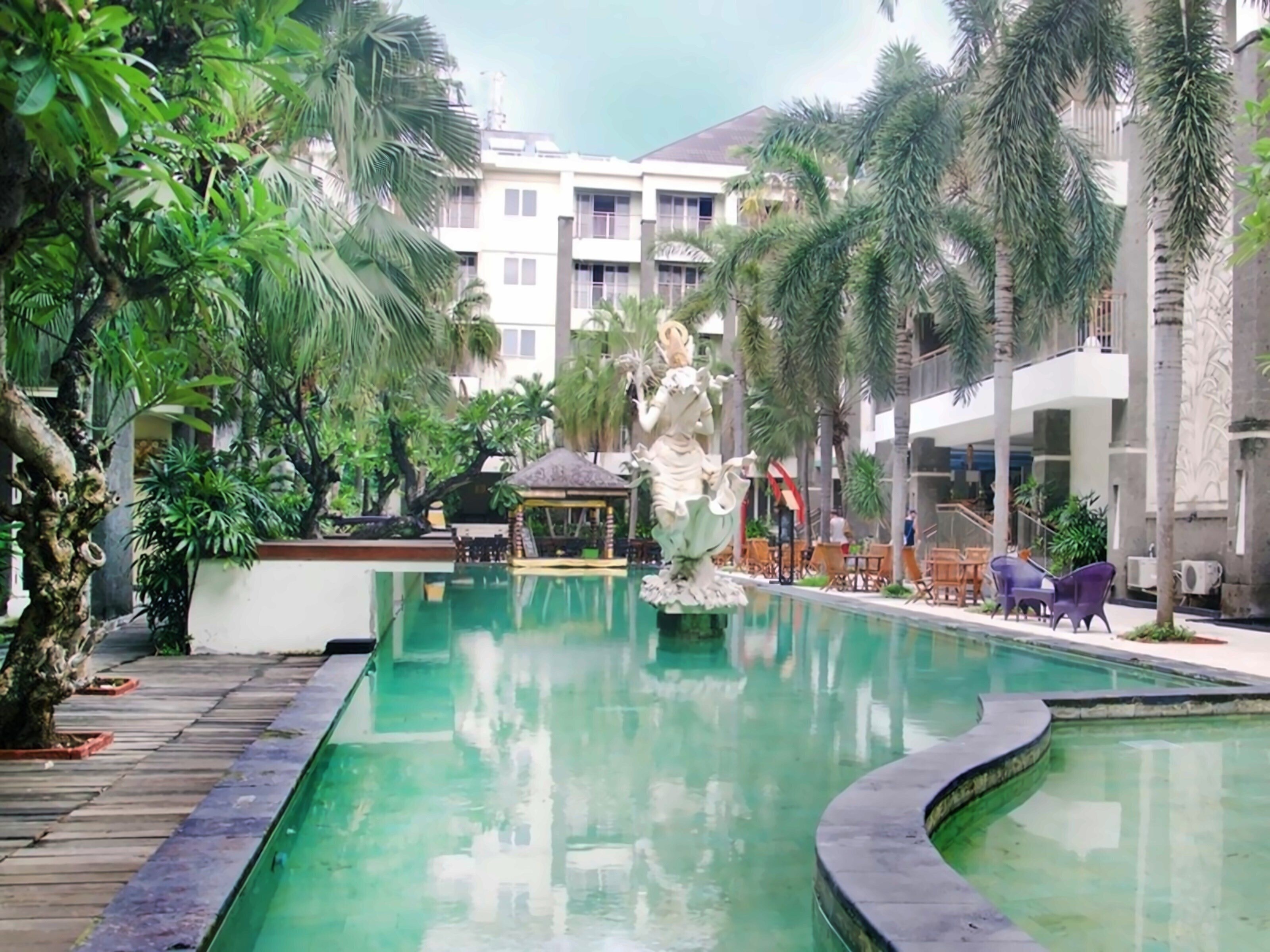 Bali Kuta Resort Hotel & Convention Centre 4* фотосуреті