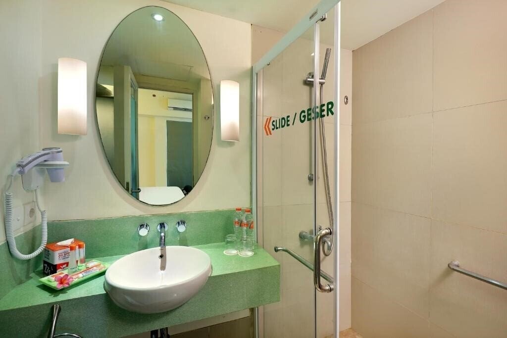 Harris Hotel & Residences Sunset Road 4* суреті