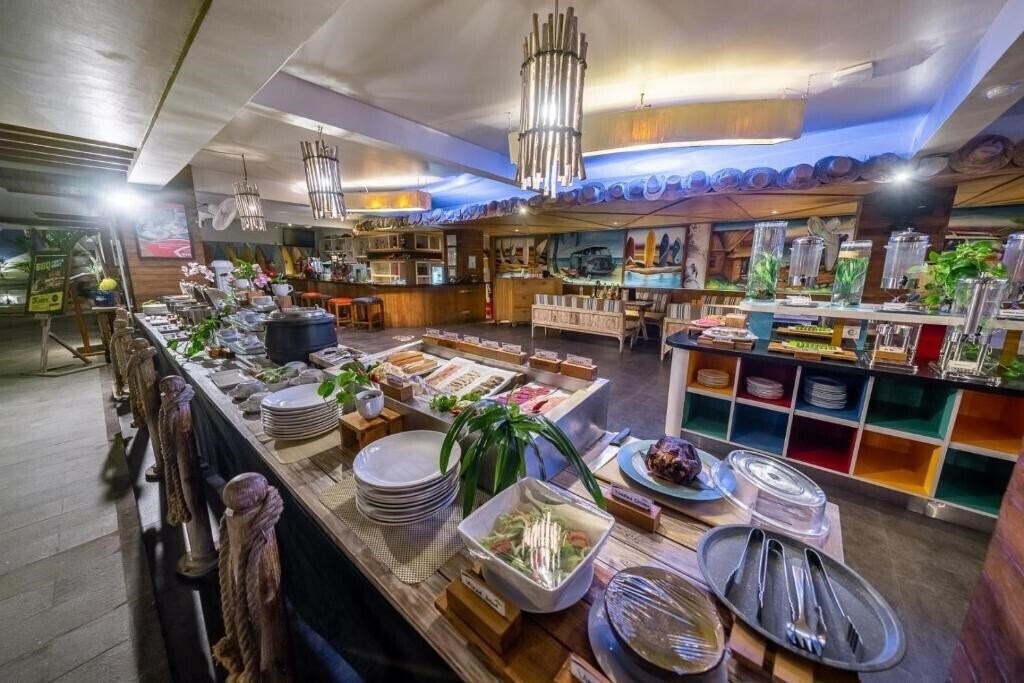 Bliss Surfer Hotel 4* суреті