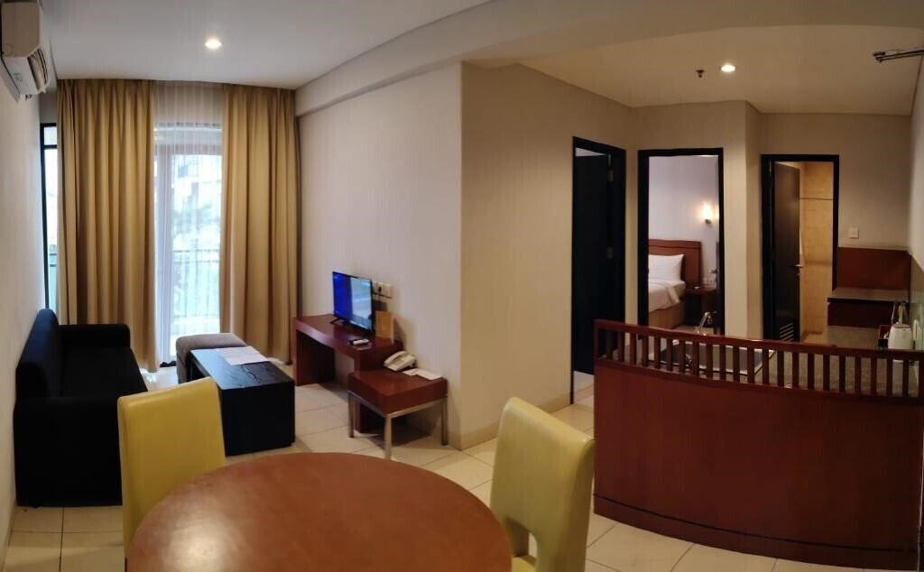 Изображение Grand Kuta Hotel And Residence 3*
