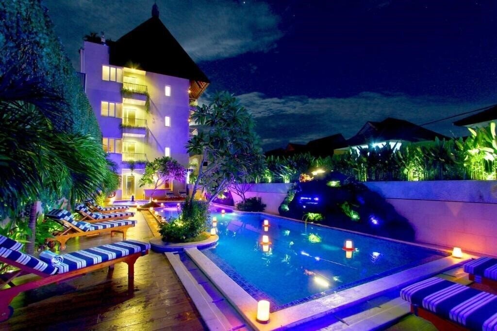 Rhadana Hotel 3* қонақ үйі