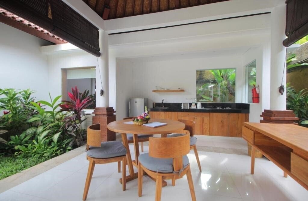 Kamuela Villas & Suites Sanur 5* фотосуреті