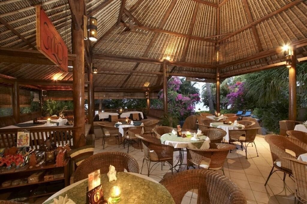 Santai Hotel Bali 3* суреті