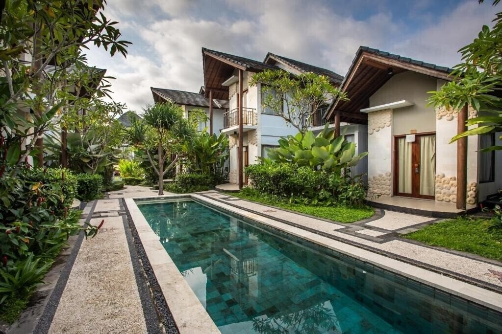 Фото Bakung Ubud 3*