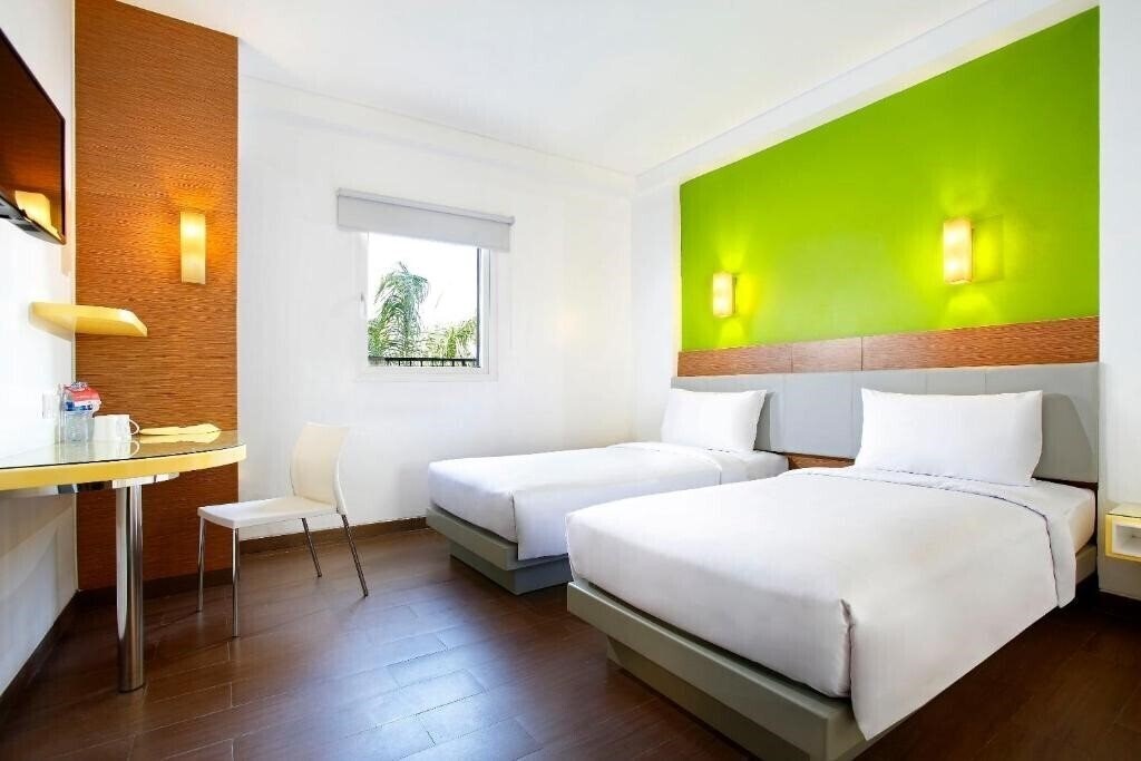 Фото Amaris Hotel Dewi Sri 2*