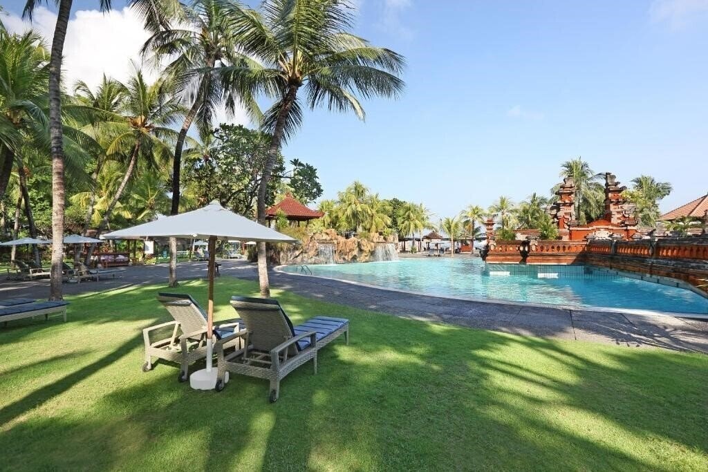 Bintang Bali Resort 4* фотосуреті