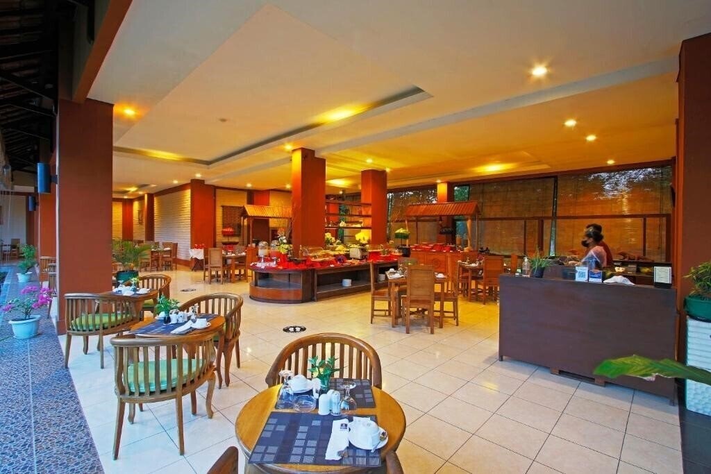 Jayakarta Suites Komodo Flores 4* суреті