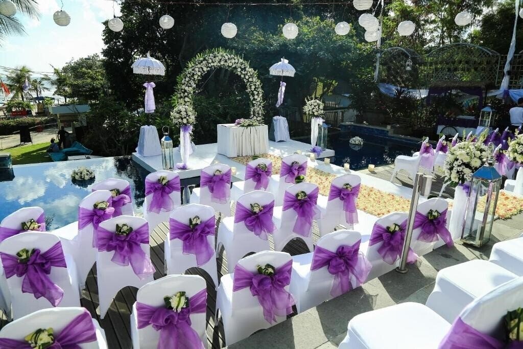 Изображение Away Bali Legian Camakila 4*