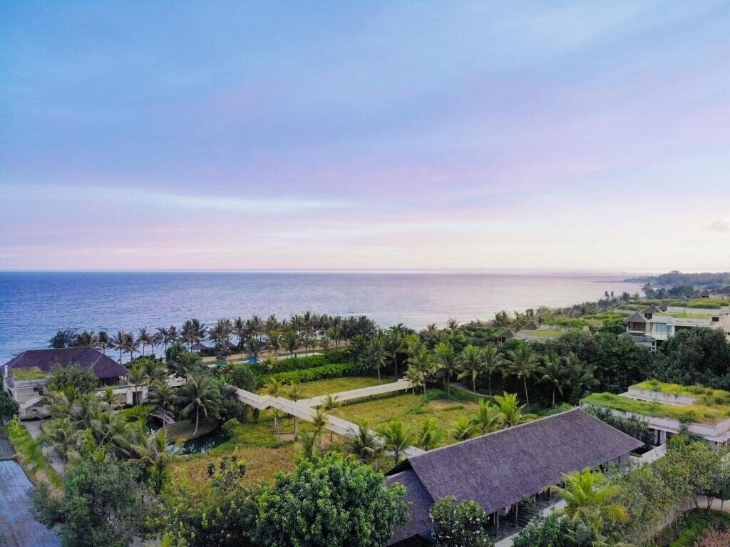 Фото Komaneka At Keramas Beach 5*