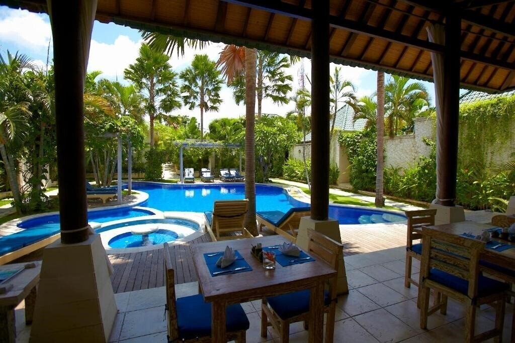 Фото Artemis Villa 4*