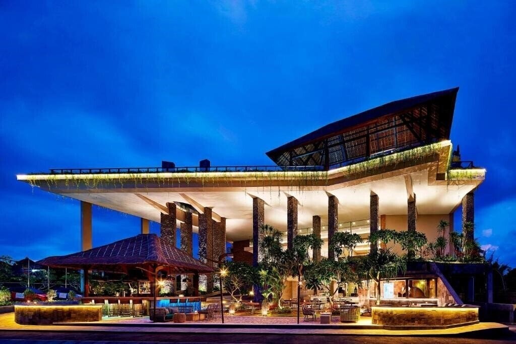 Four Points by Sheraton Kuta 4* фотосуреті