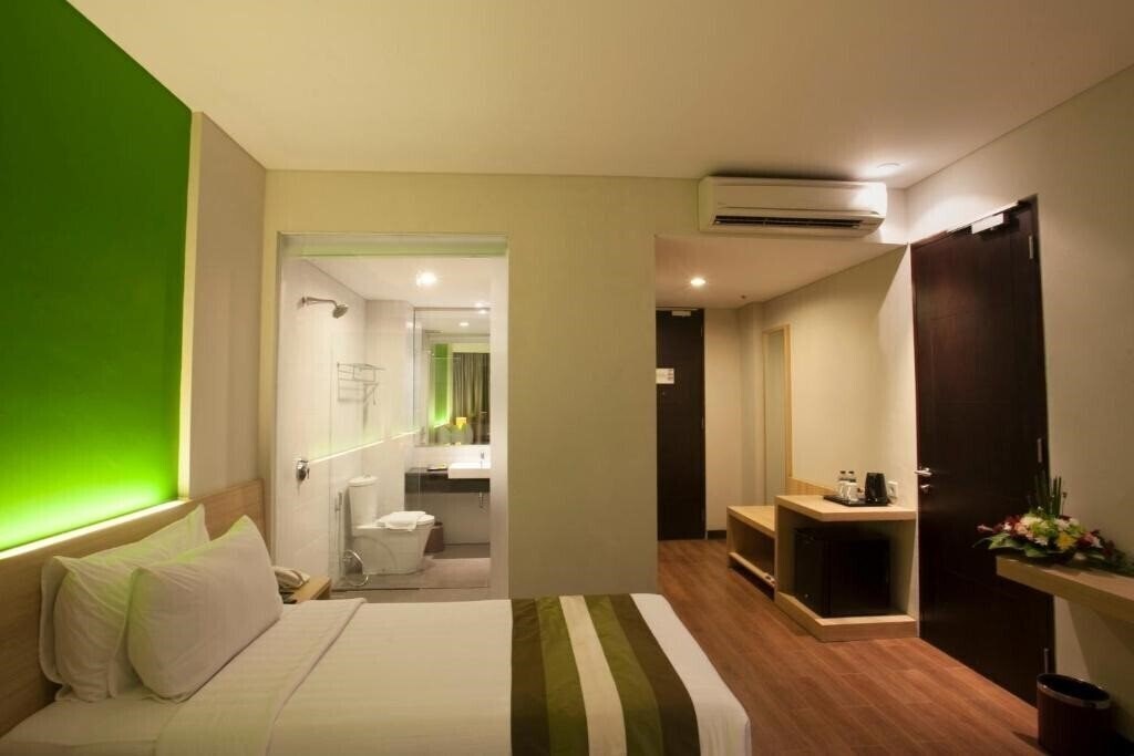 Grand Whiz Hotel Nusa Dua Bali 4* фотосуреті