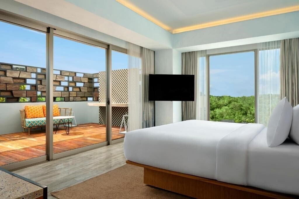Картинка Aloft Bali Seminyak 5*