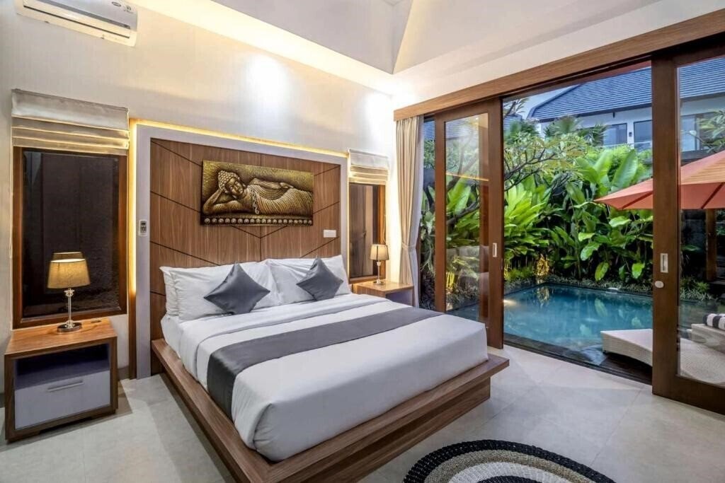 Puri Keraton Seminyak 5* фотосуреті