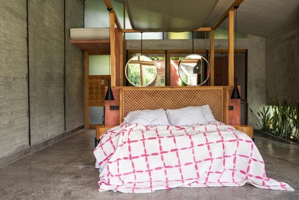 Shore Amora Canggu 4* суреті