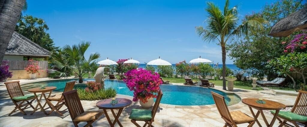 Отель Palm Garden Amed Beach And Spa 4*