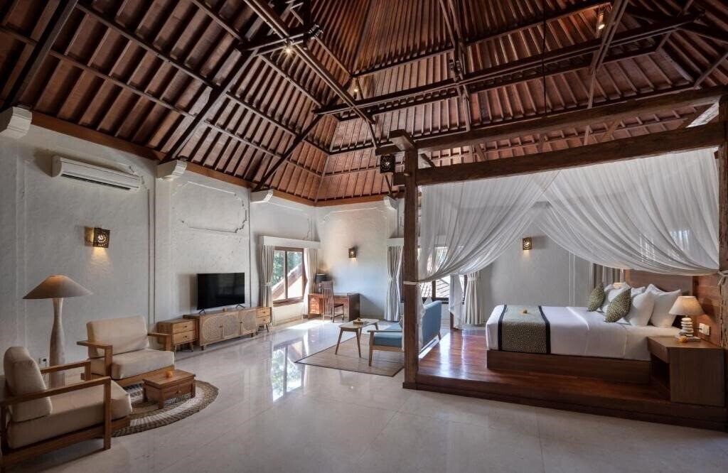Фото Tapa Tepi Kali Hotel 3*